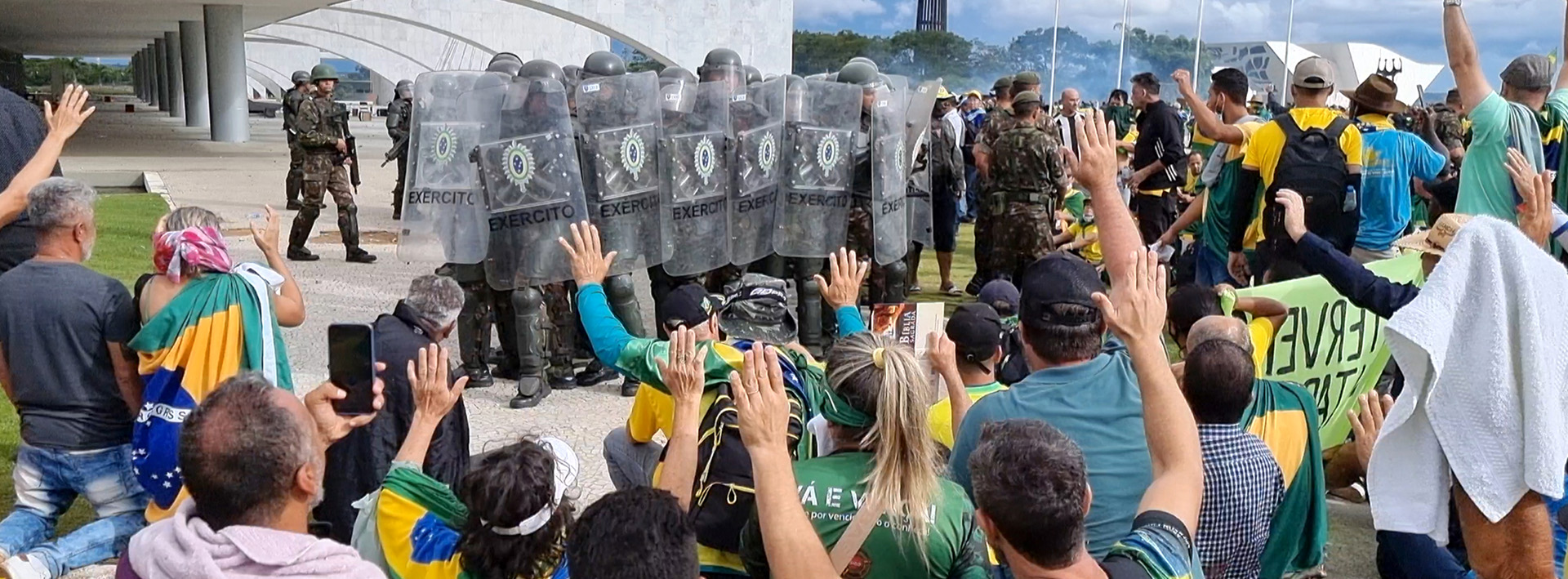 No Céu da Pátria nesse Instante